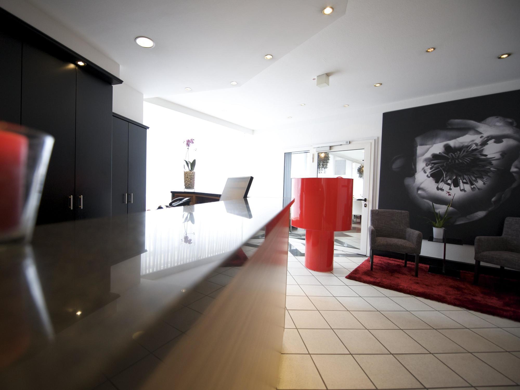 Max Brown Hotel Midtown, Part Of Sircle Collection Düsseldorf Eksteriør billede